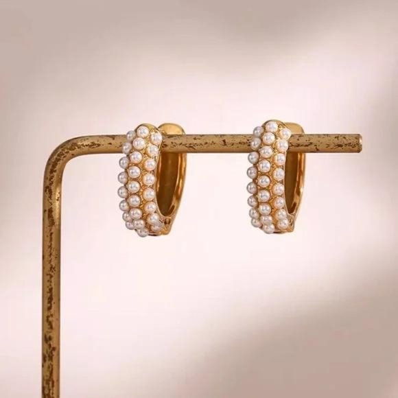 NEW 18K GOLD PEARL HOOP EARRINGS, NICE EARRINGS, CUTE EARRINGS - Picture 4 of 7